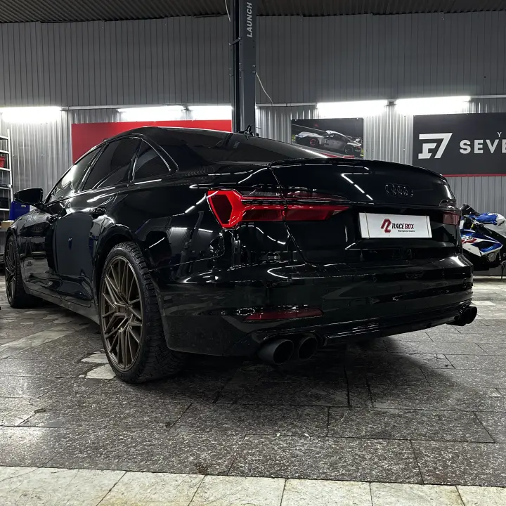 Автомобиль в RaceBox